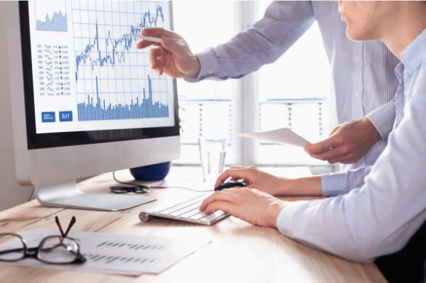 Buying Stocks for Beginners: A Simple Guide to Making Your First Trade
